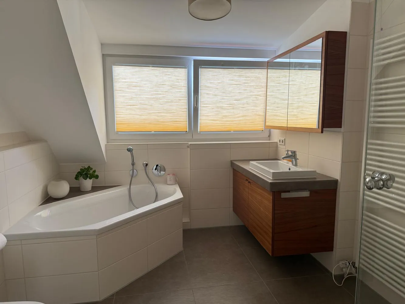3 Zimmer Wohnung mit 87 m² in München – Bild 7