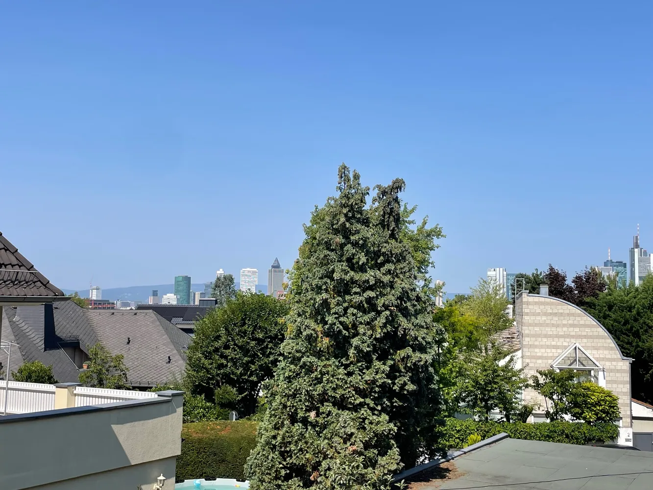 5 Zimmer Wohnung mit 230 m² in Frankfurt am Main – Bild 5
