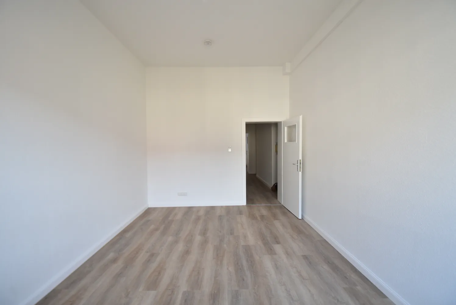 2 room apartment with 68 m² in Düsseldorf – Photo 4