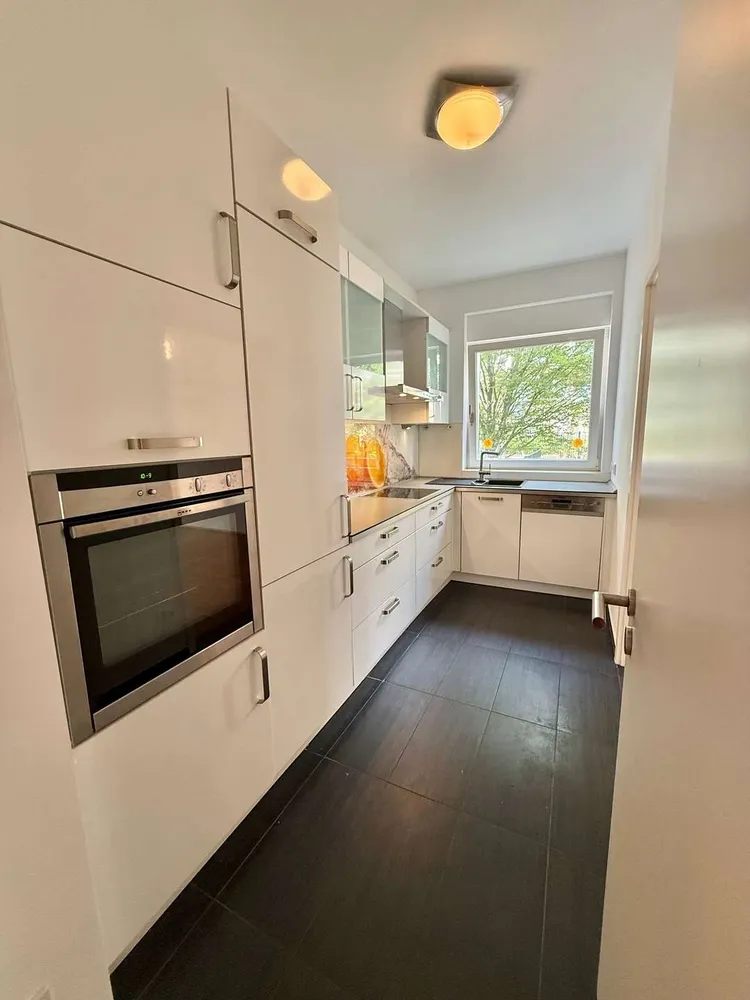 3 Zimmer Wohnung mit 100 m² in Berlin – Bild 3
