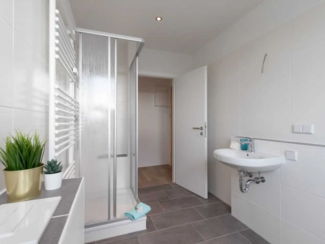 2 Zimmer Wohnung mit 66 m² in Magdeburg – Bild 1