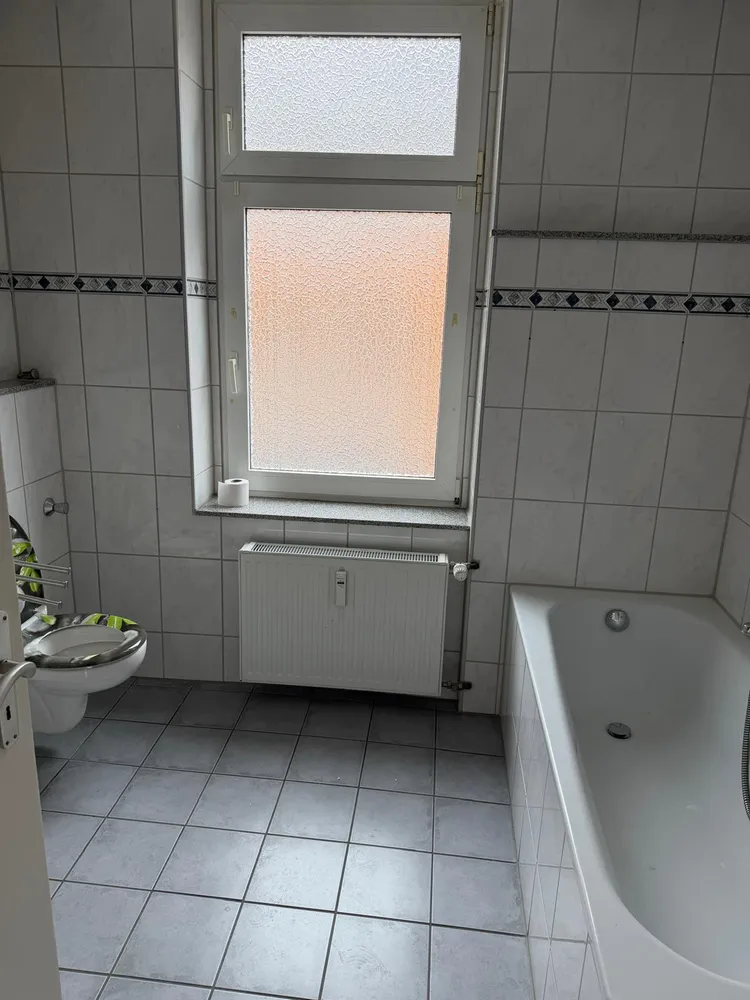 3 Zimmer Wohnung mit 70 m² in Frechen – Bild 2