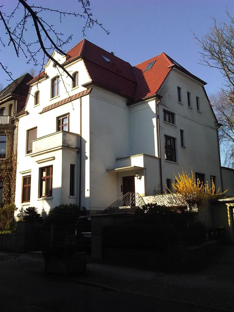 1 Zimmer Wohnung mit 80 m² in Essen – Bild 2