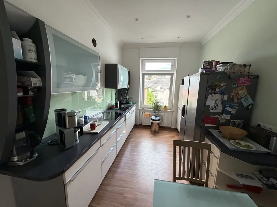 7 Zimmer Wohnung mit 143 m² in Bonn – Bild 2