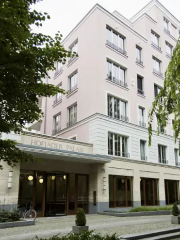 3 Zimmer Wohnung mit 137 m² in Berlin – Bild 2
