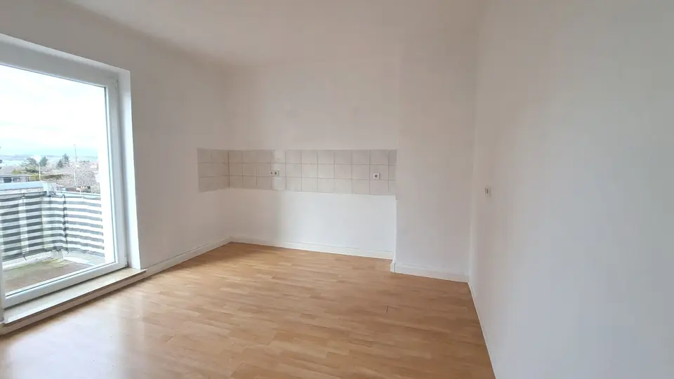 3 Zimmer Wohnung mit 60 m² in Zeitz – Bild 3