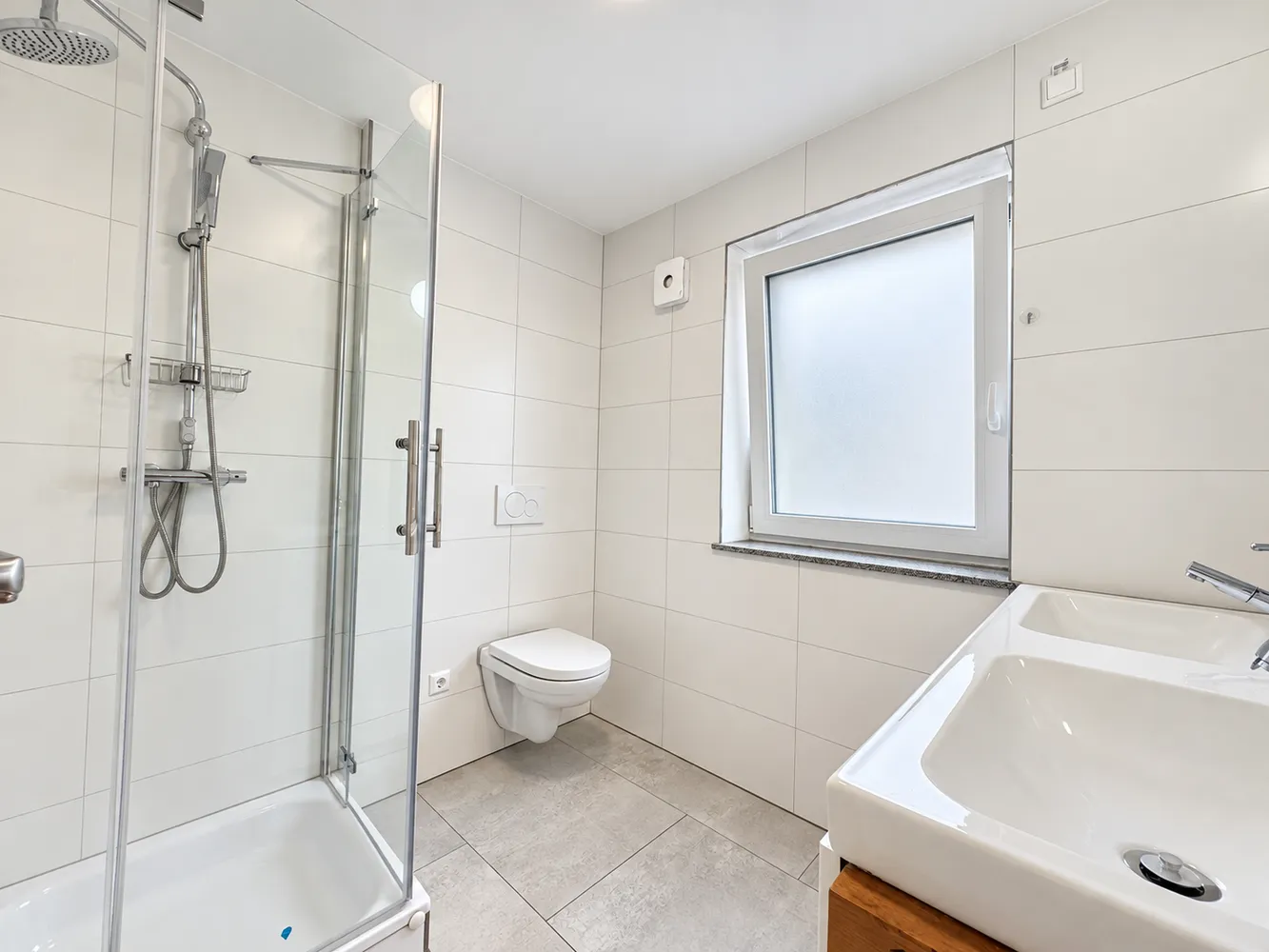 9 Zimmer Haus mit 186 m² in Leonberg – Bild 9