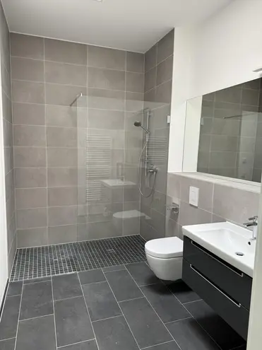 2 Zimmer Wohnung mit 76 m² in Köln – Bild 11