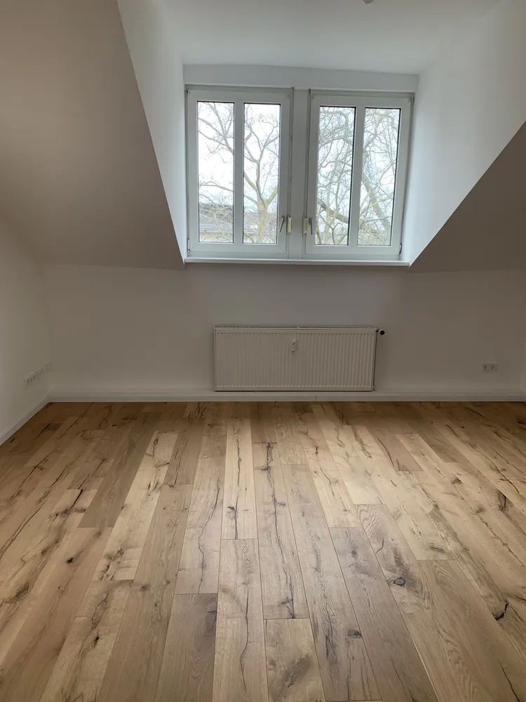 4 Zimmer Wohnung mit 93 m² in Frankfurt am Main – Bild 8
