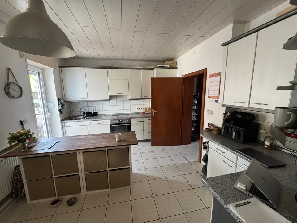 5 Zimmer Haus mit 122 m² in Saarbrücken – Bild 1