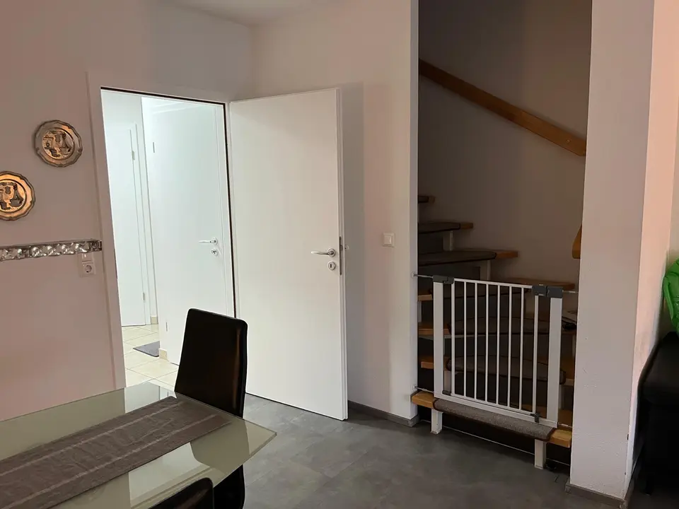 6 Zimmer Haus mit 138 m² in Wiesbaden – Bild 8