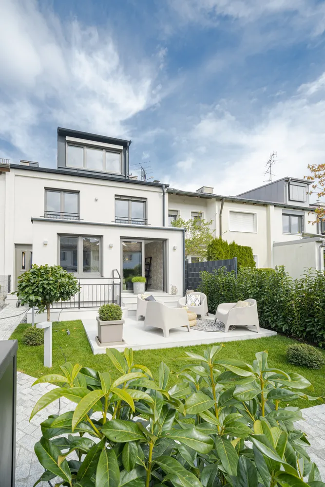 6 Zimmer Haus mit 134 m² in München – Bild 1