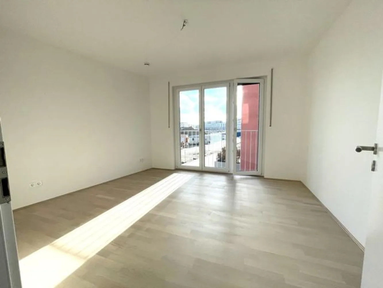 2 room apartment with 61 m² in Munich – Photo 6
