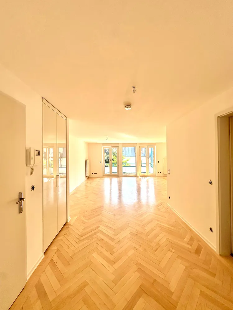 2 Zimmer Wohnung mit 72 m² in München – Bild 1