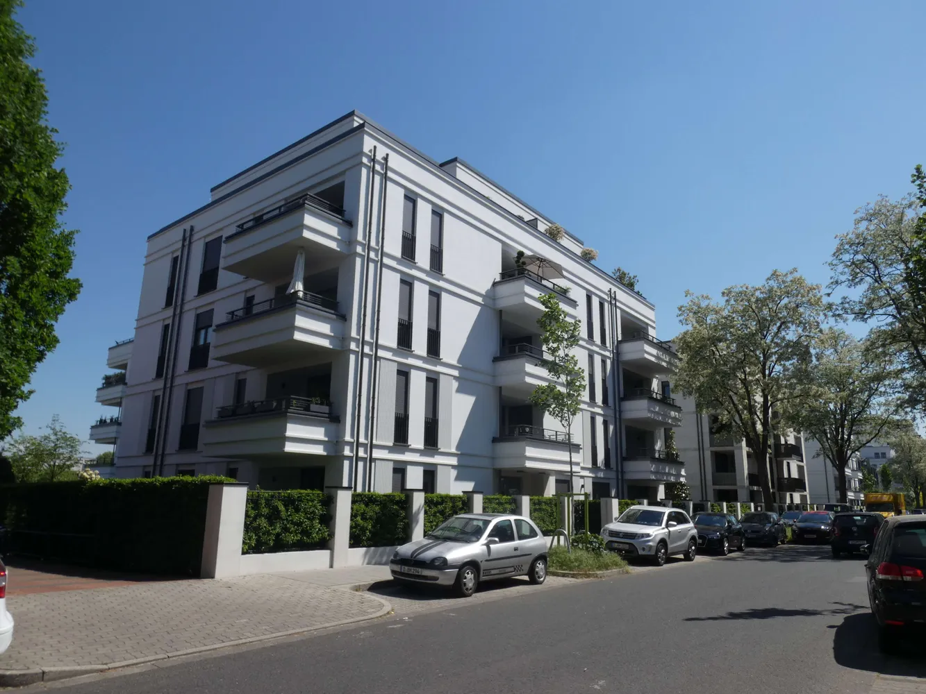 2 Zimmer Wohnung mit 73 m² in Düsseldorf – Bild 1