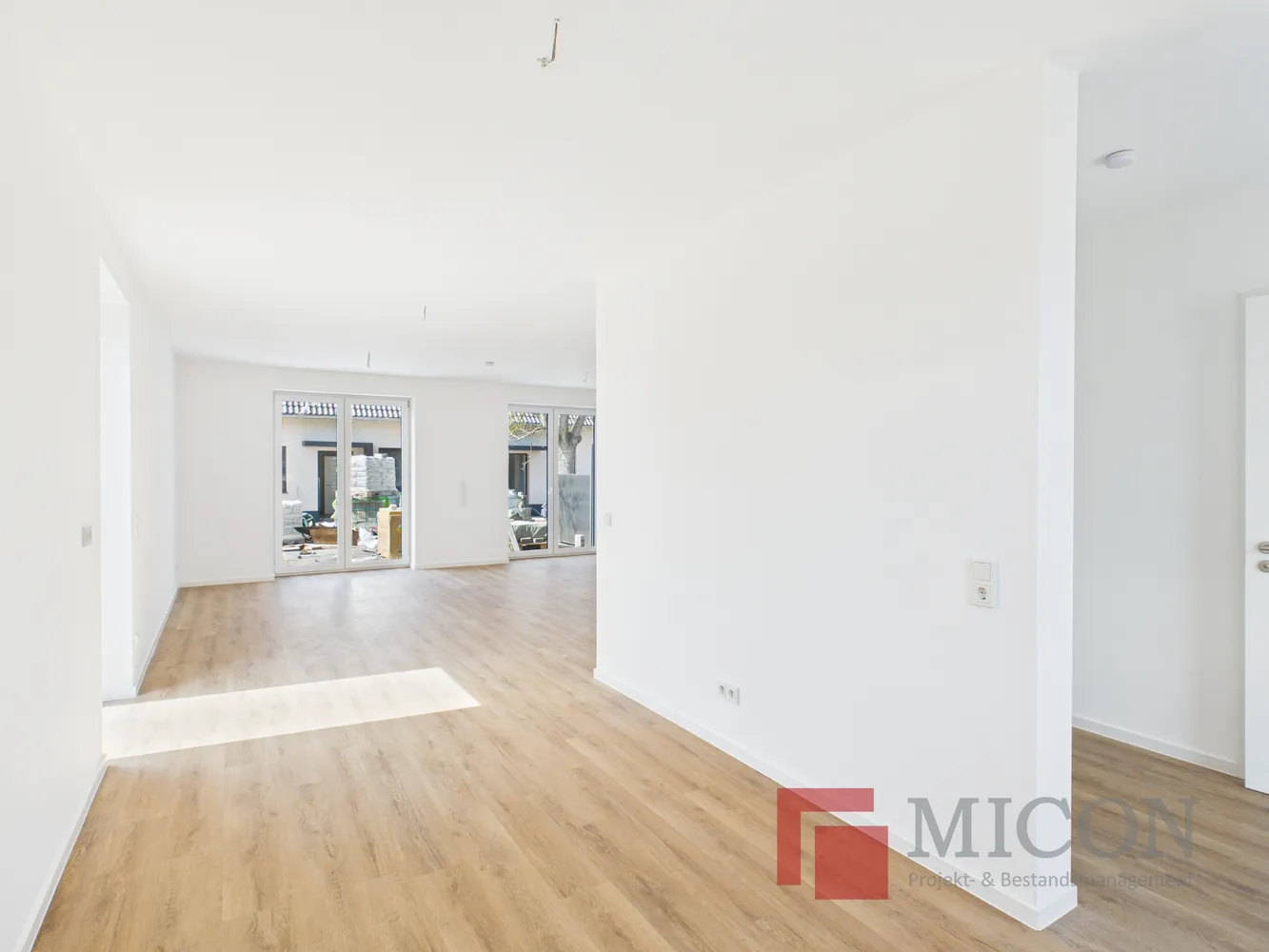 4 Zimmer Wohnung mit 115 m² in Halle (Saale) – Bild 1