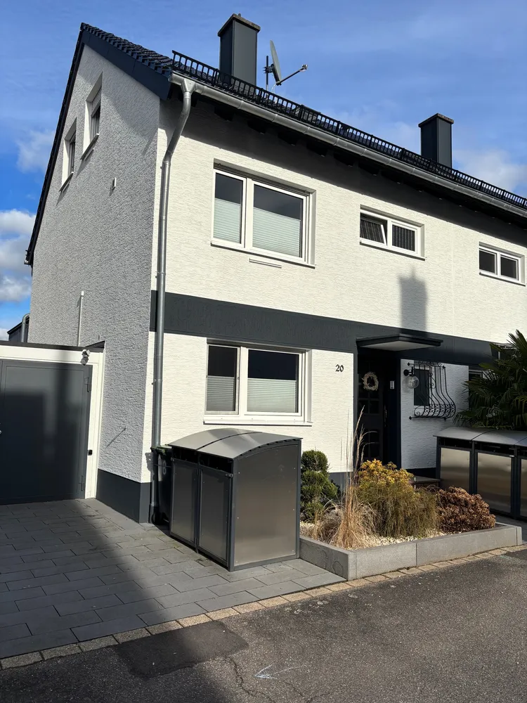 3 Zimmer Wohnung mit 85 m² in Lohmar – Bild 2