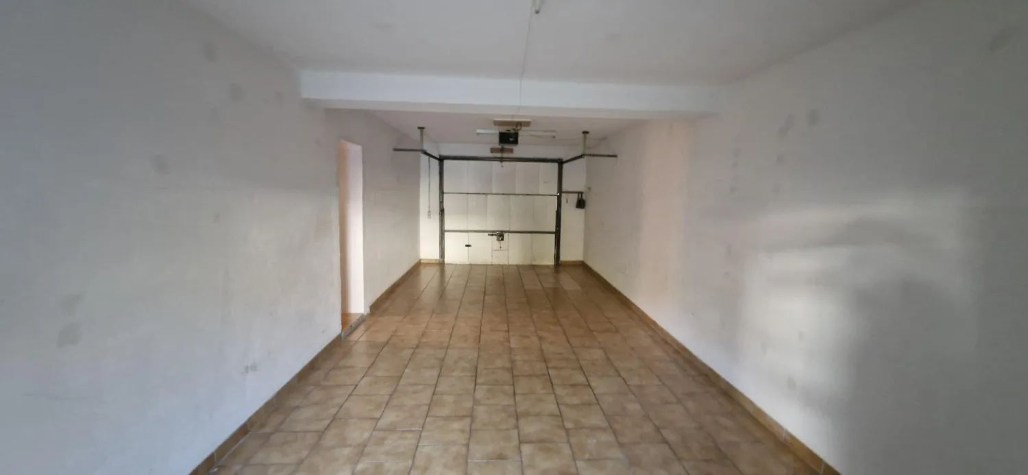2 room apartment with 94 m² in Cologne – Photo 3