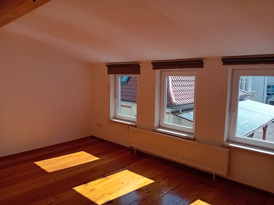 3 Zimmer Haus mit 160 m² in Coburg – Bild 2
