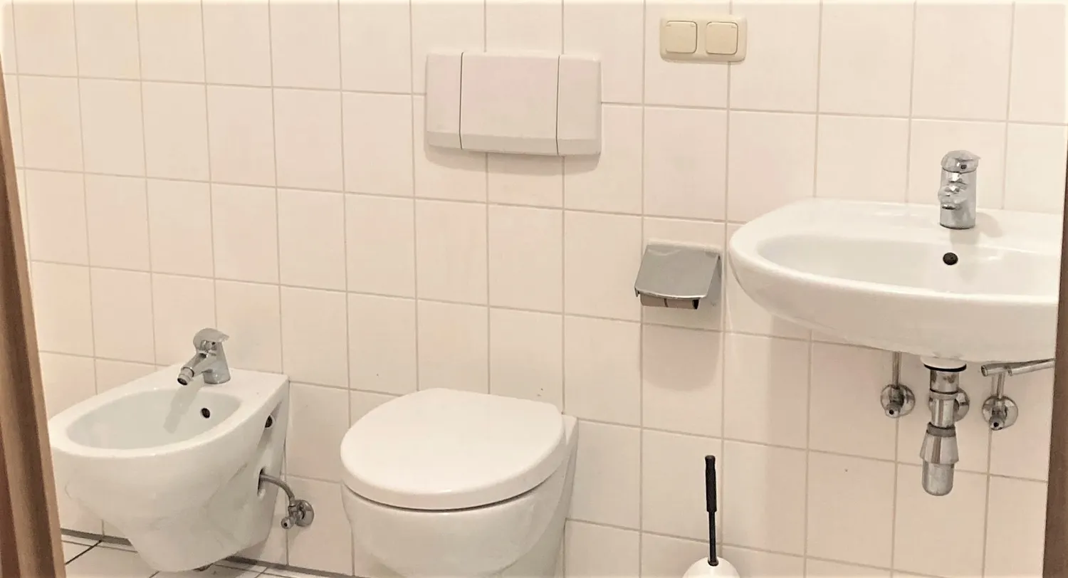 2 Zimmer Wohnung mit 75 m² in Düsseldorf – Bild 7