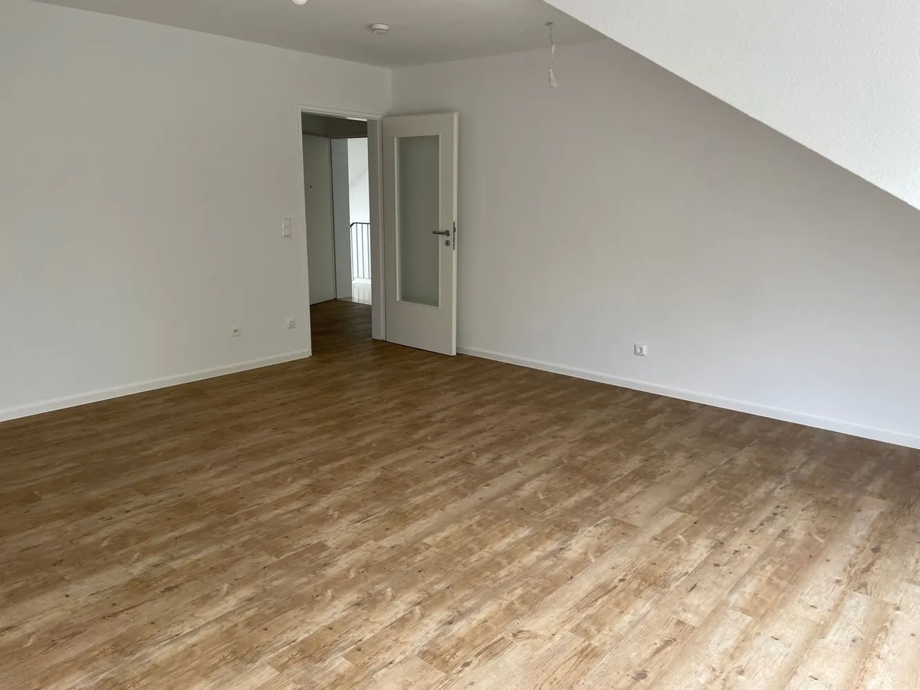 2 Zimmer Wohnung mit 67 m² in Dinslaken – Bild 2