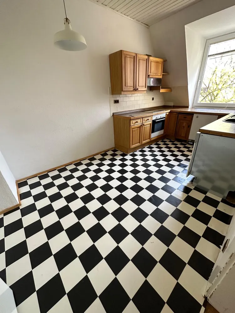 3 Zimmer Wohnung mit 90 m² in München – Bild 2