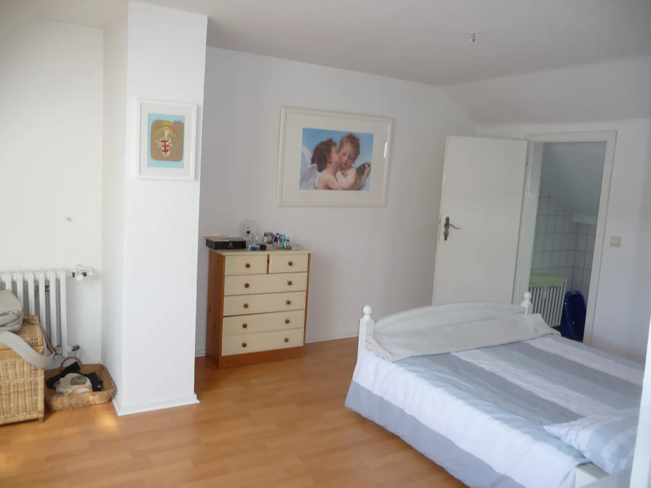 3 room apartment with 90 m² in Düsseldorf – Photo 2