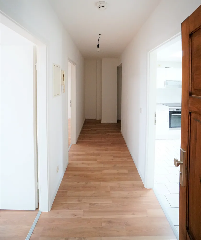 2 Zimmer Wohnung mit 79 m² in Magdeburg – Bild 2