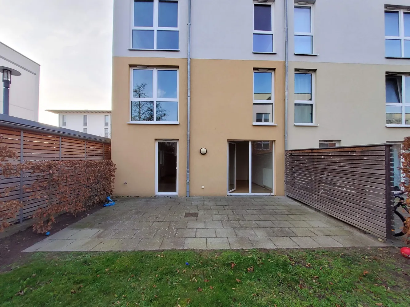 4 Zimmer Wohnung mit 146 m² in Hannover – Bild 3