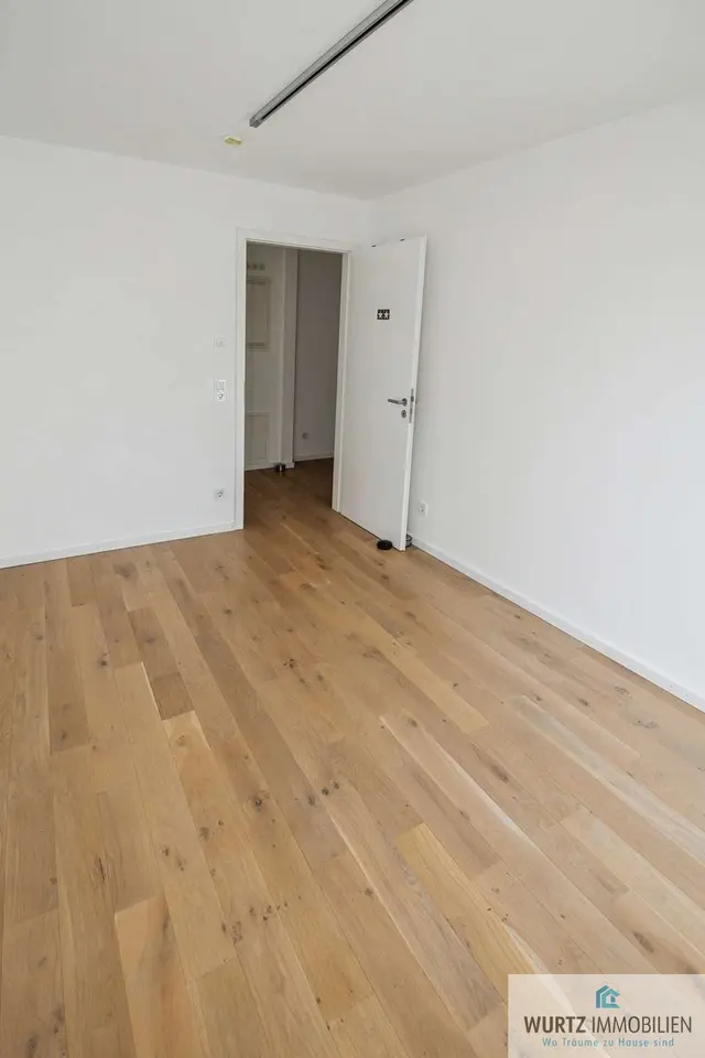 4 Zimmer Wohnung mit 100 m² in Leonberg – Bild 9