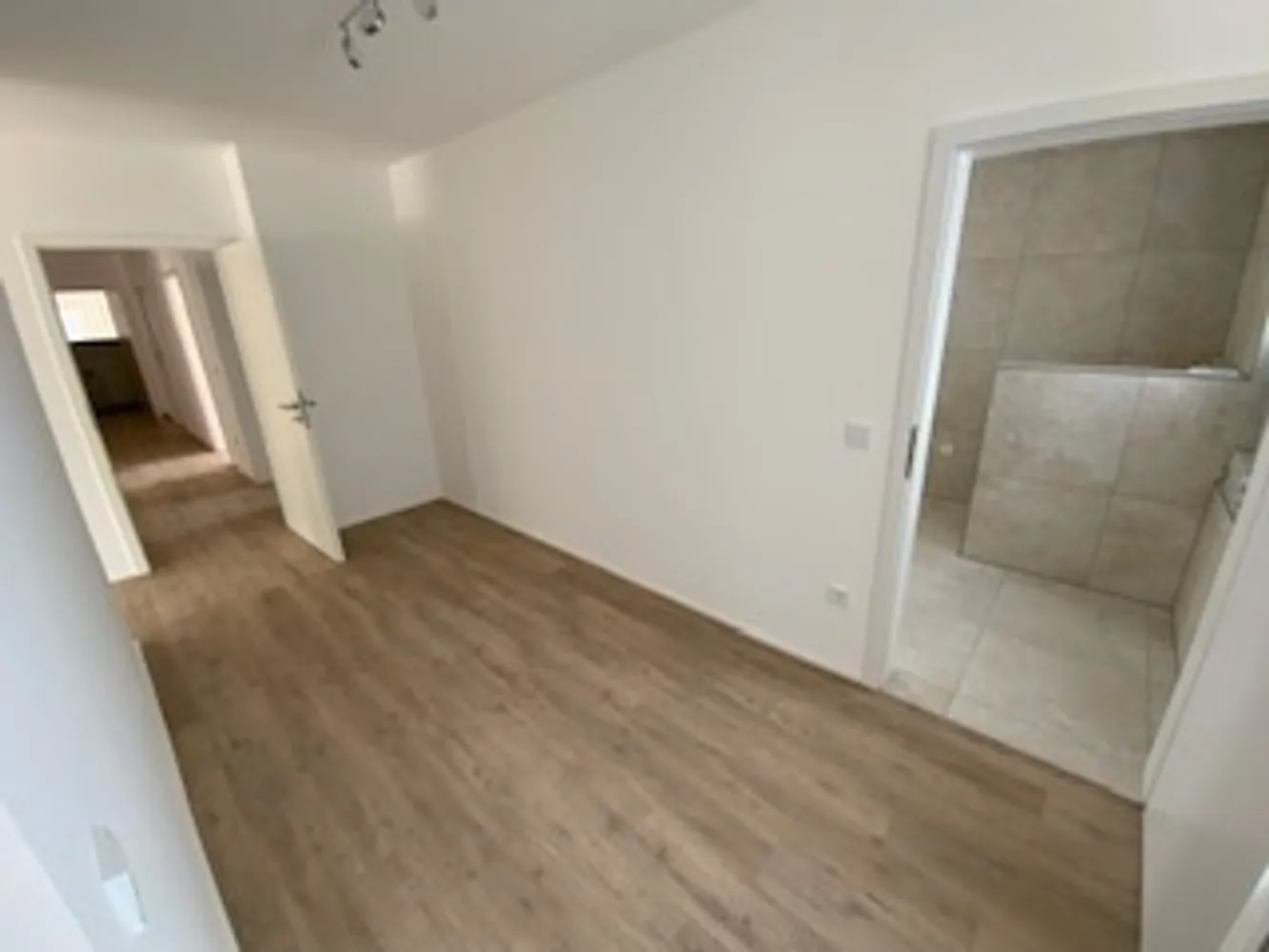 5 room house with 260 m² in Günzburg – Photo 9
