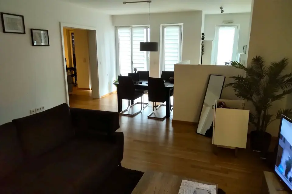 2 Zimmer Wohnung mit 63 m² in Düsseldorf – Bild 4