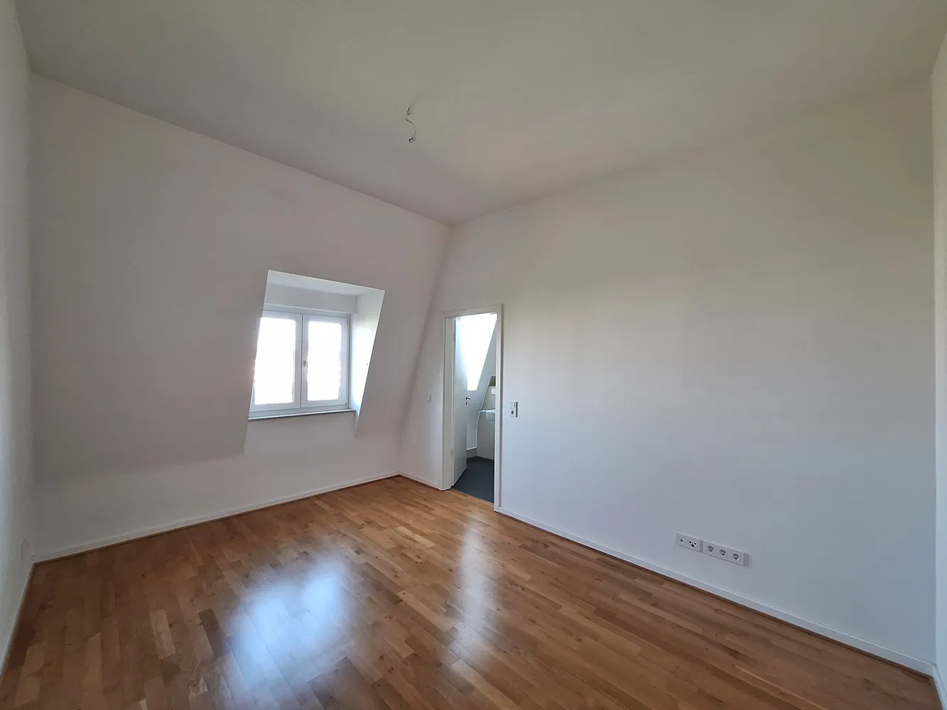 4 Zimmer Wohnung mit 92 m² in Leipzig – Bild 4