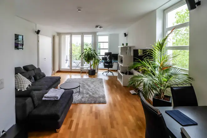 2 Zimmer Wohnung mit 70 m² in Berlin – Bild 2