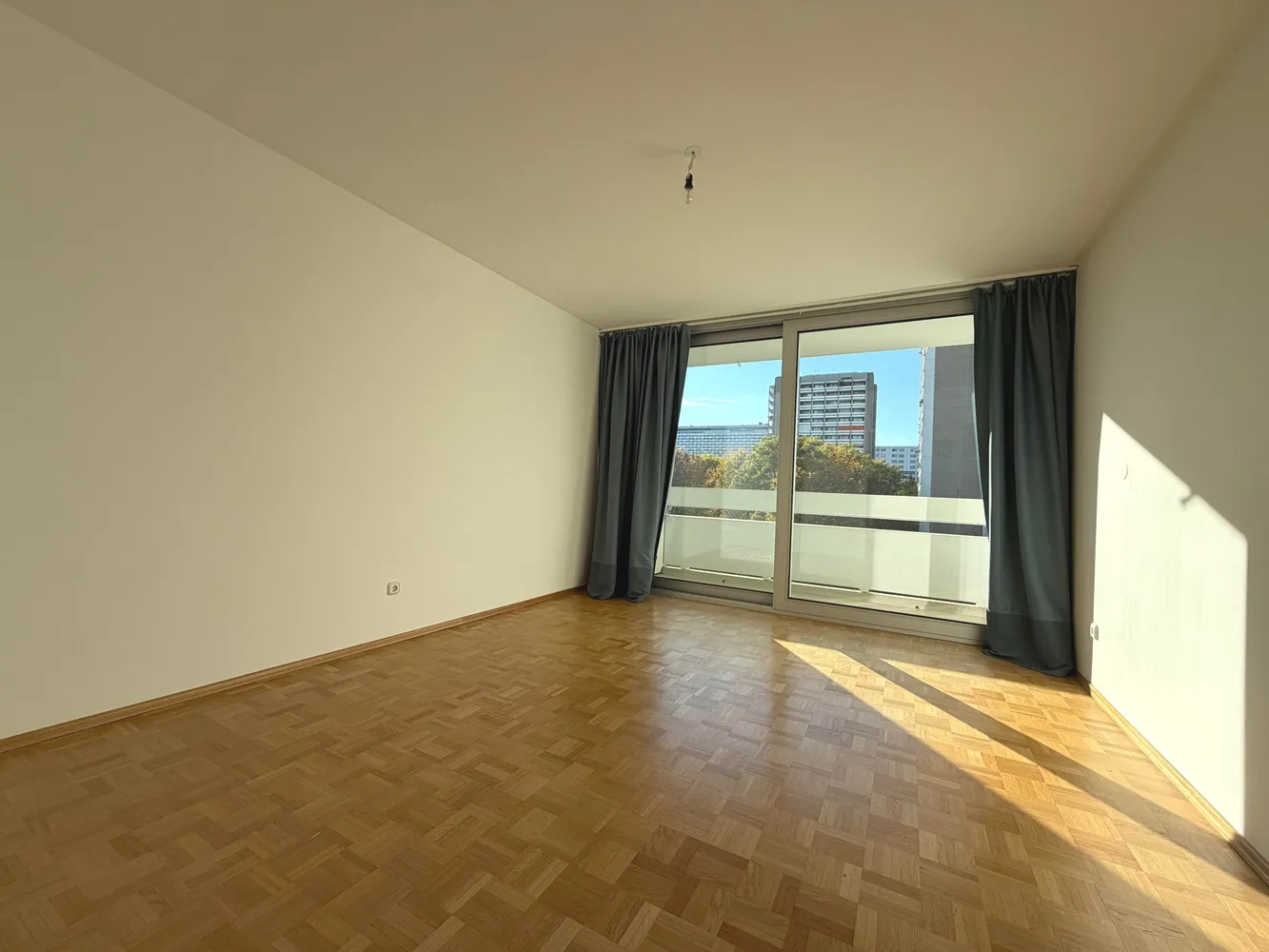 3 room apartment with 81 m² in Munich – Photo 12