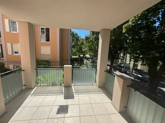 4 Zimmer Wohnung mit 133 m² in Freiburg im Breisgau – Bild 3