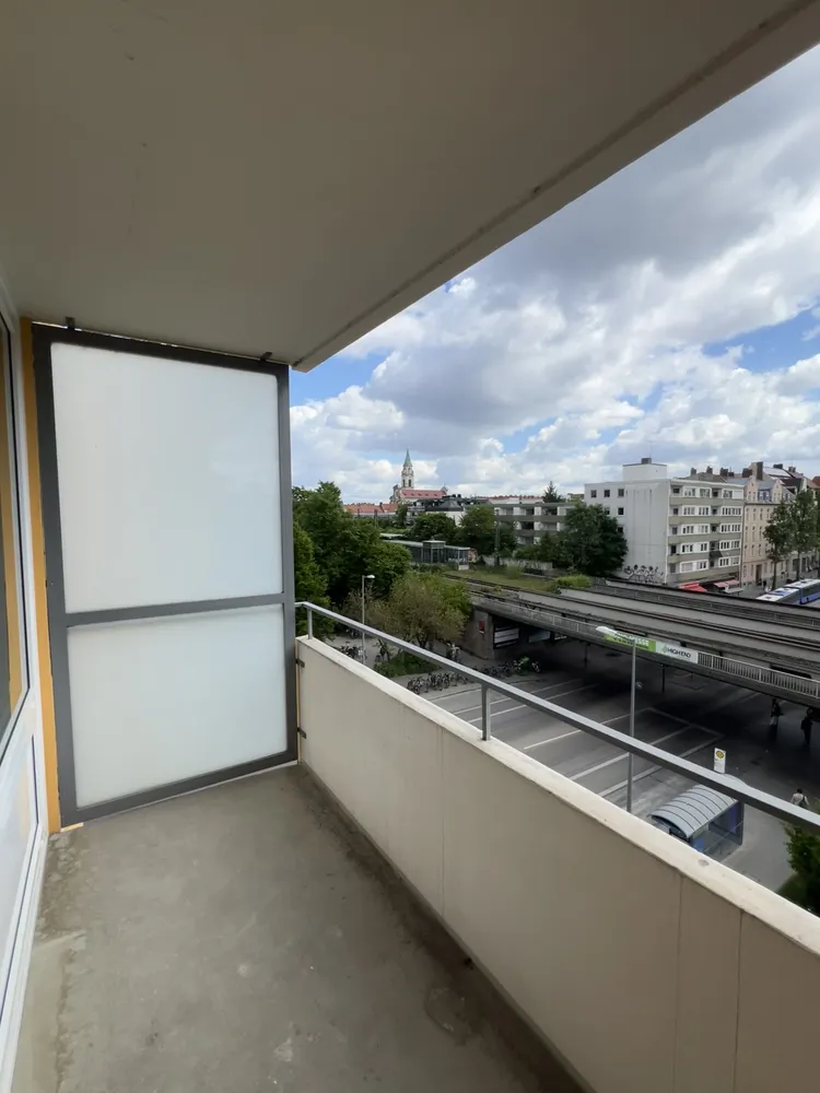 2 room apartment with 50 m² in Munich – Photo 8