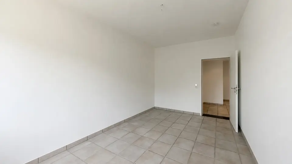 2 Zimmer Wohnung mit 82 m² in Düsseldorf – Bild 9