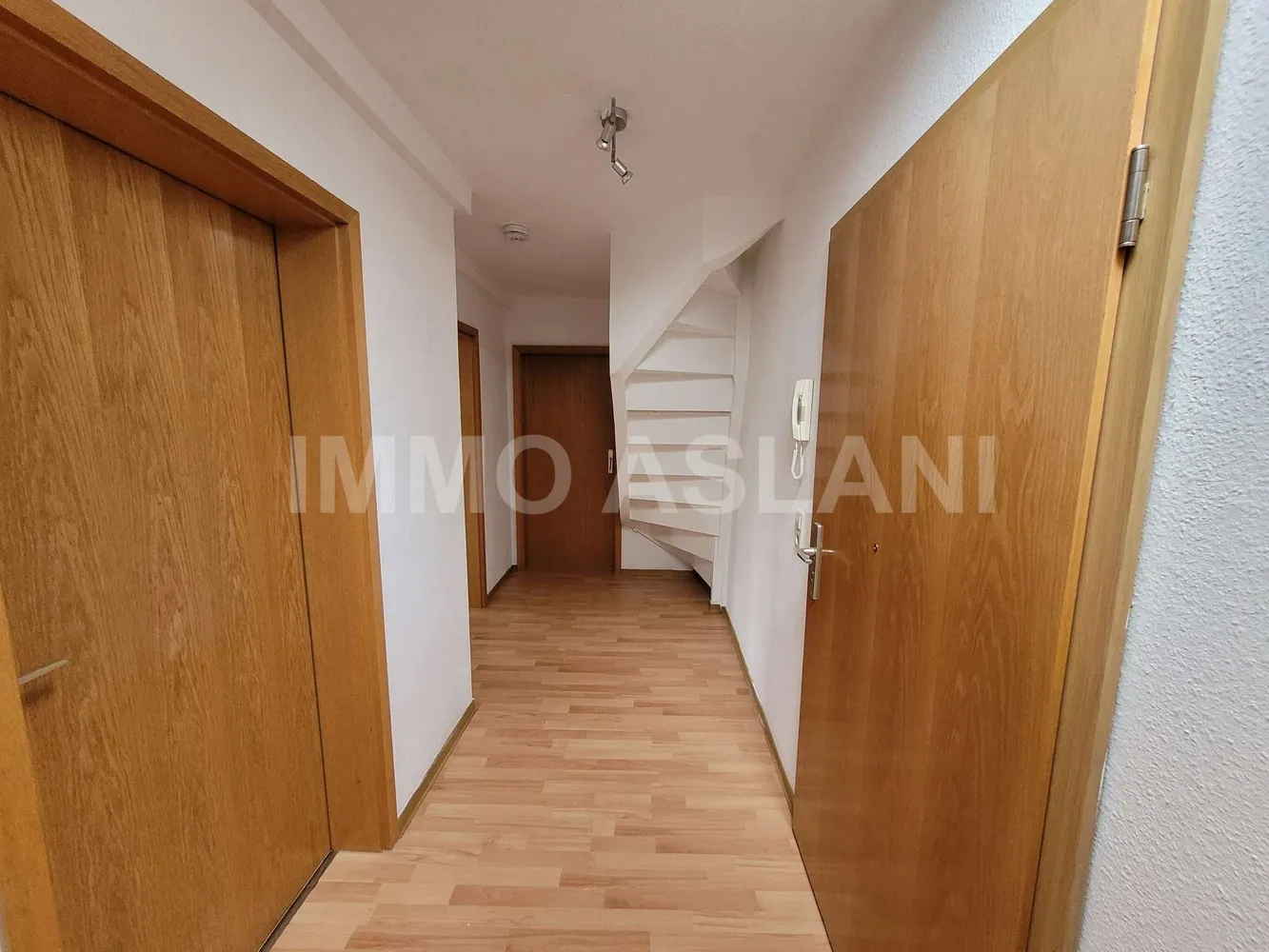 3 room apartment with 80 m² in Limbach-Oberfrohna – Photo 2