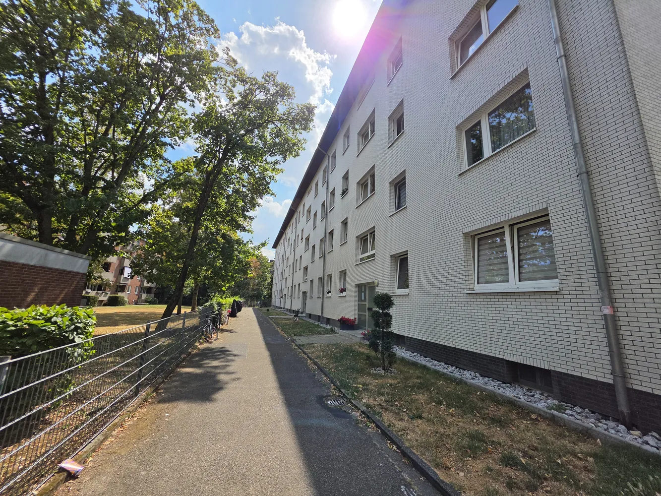1 Zimmer Wohnung mit 43 m² in Düsseldorf – Bild 8