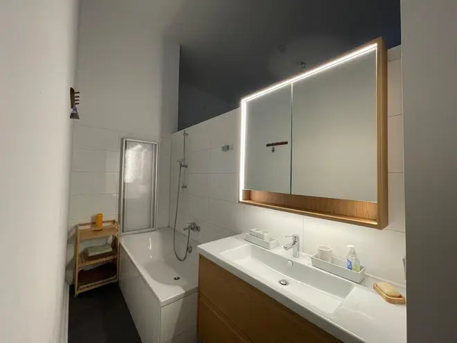 4 Zimmer Wohnung mit 110 m² in Köln – Bild 2
