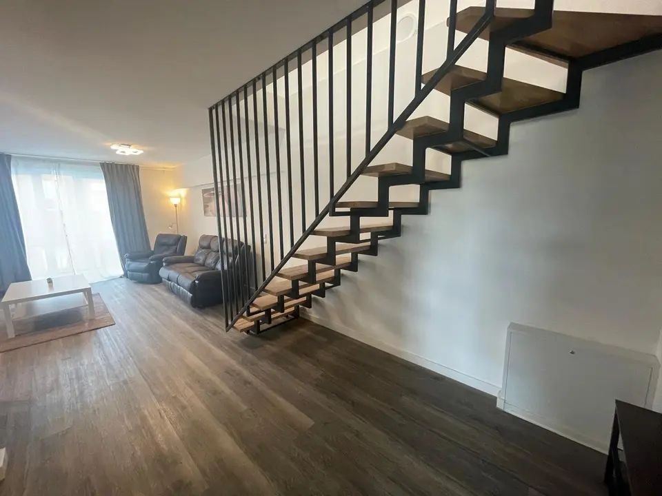 WG-Zimmer mit 112 m² in Hürth – Bild 1
