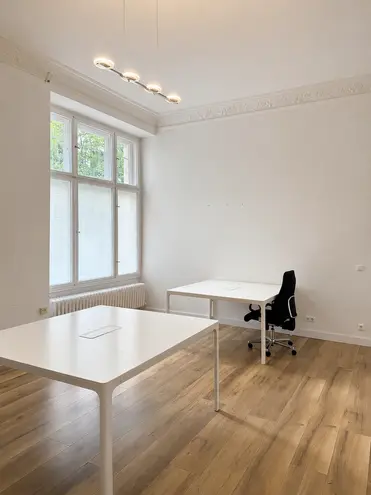 4 Zimmer Wohnung mit 130 m² in Berlin – Bild 2