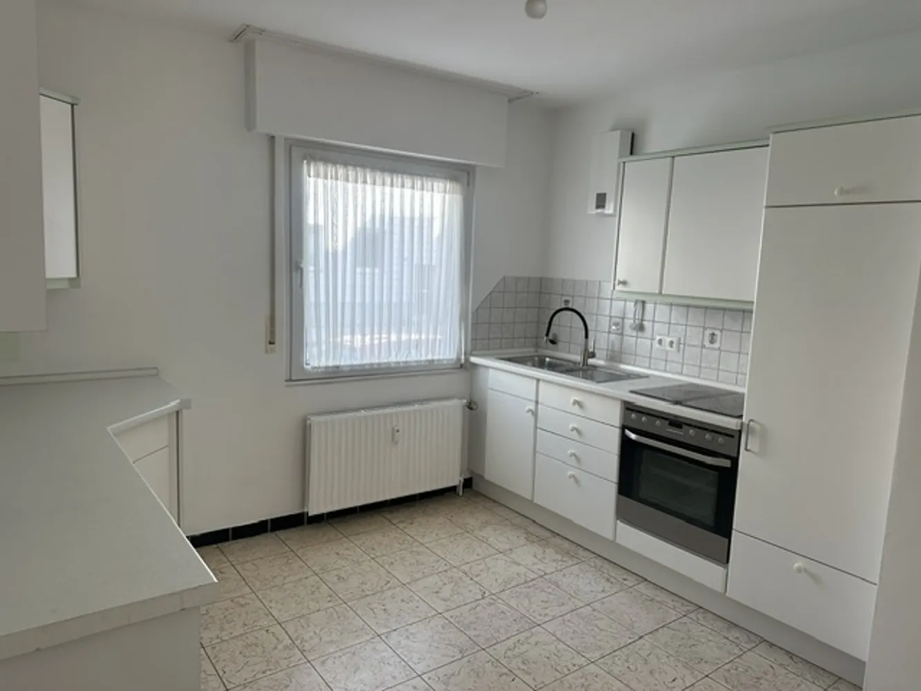 3 Zimmer Wohnung mit 105 m² in Bonn – Bild 2