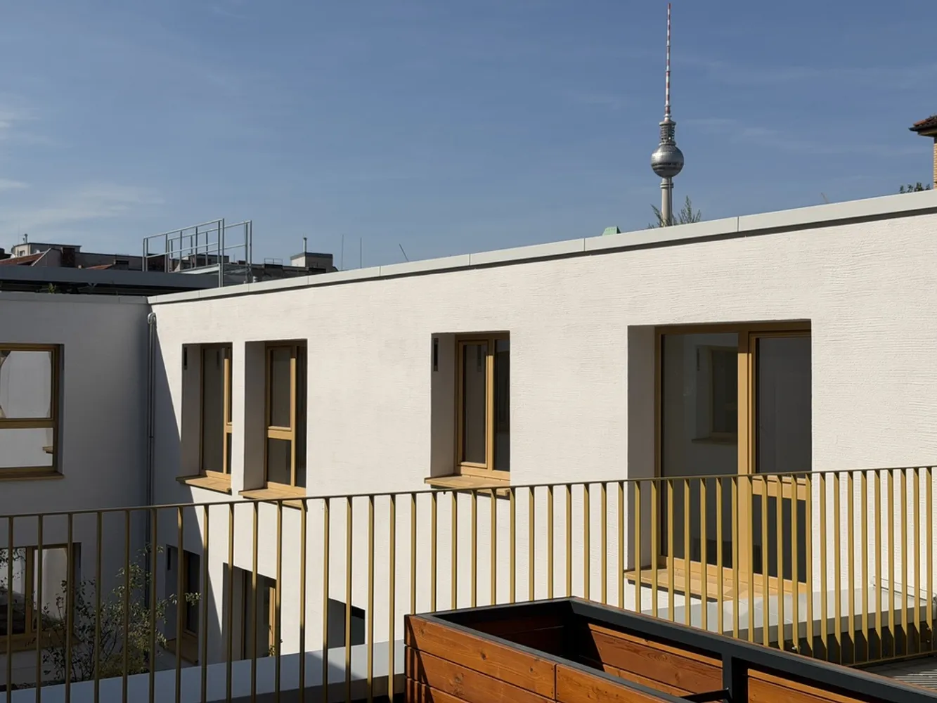 4 Zimmer Wohnung mit 99 m² in Berlin – Bild 1