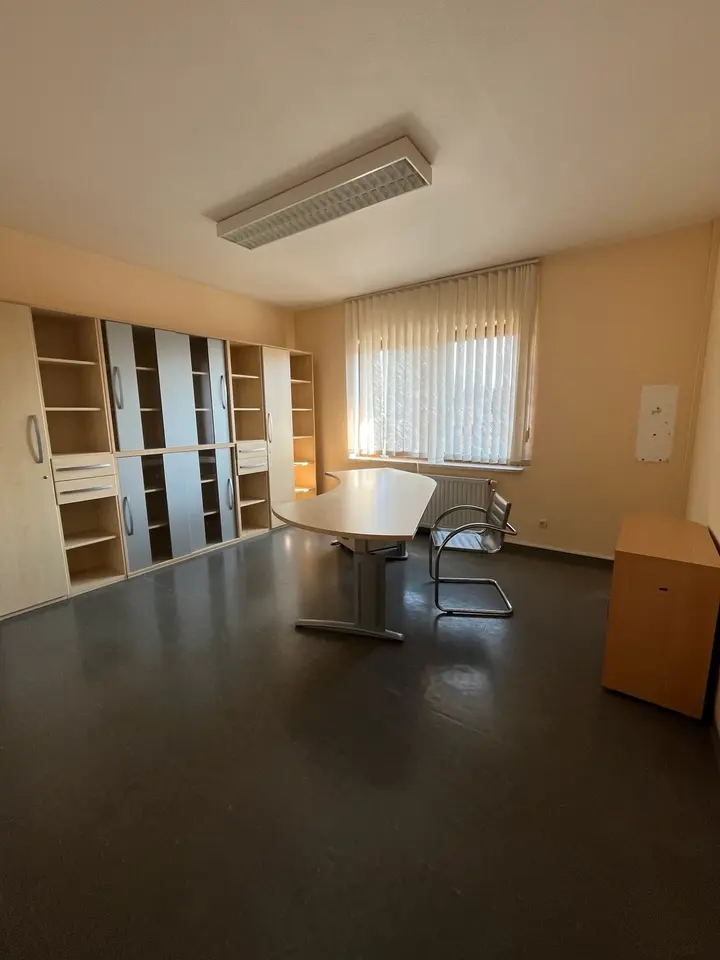 6 Zimmer Wohnung mit 227 m² in Potsdam – Bild 3