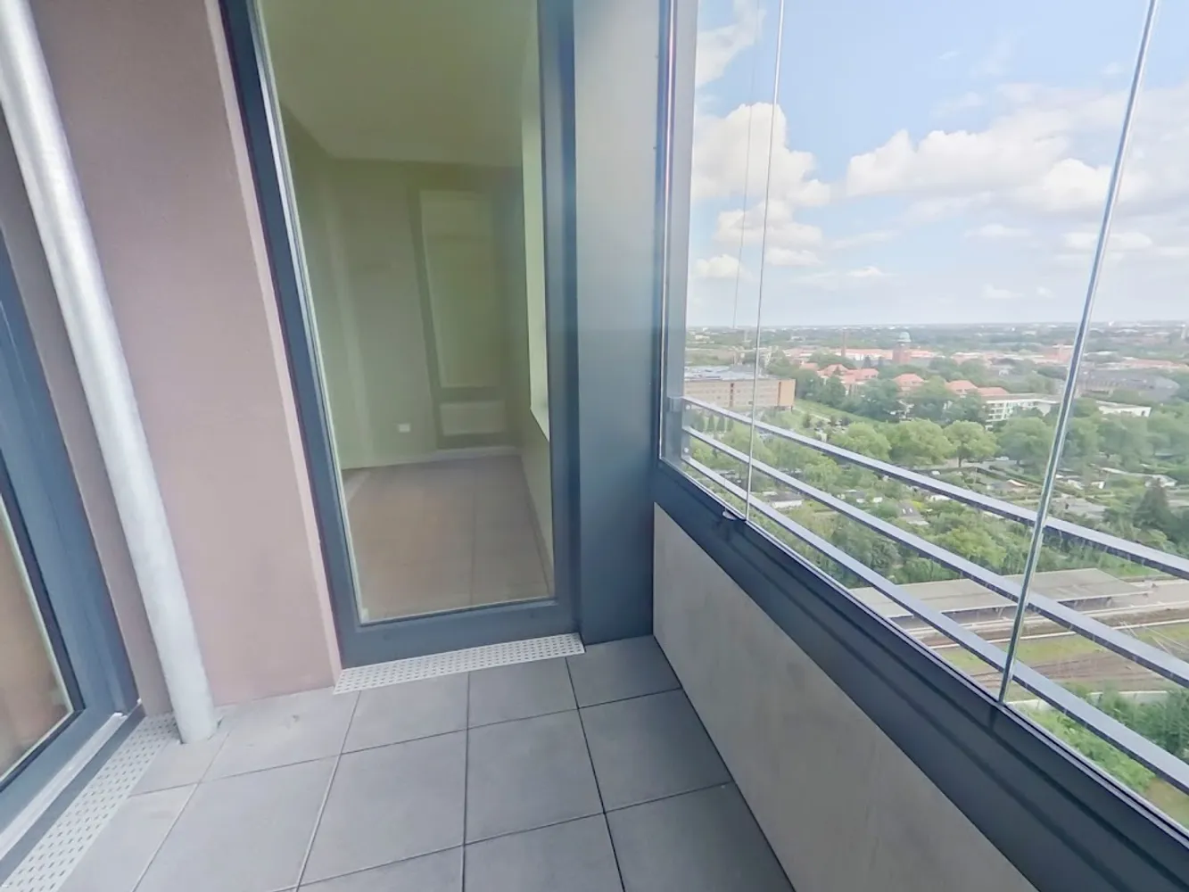 4 Zimmer Wohnung mit 107 m² in Hamburg – Bild 11