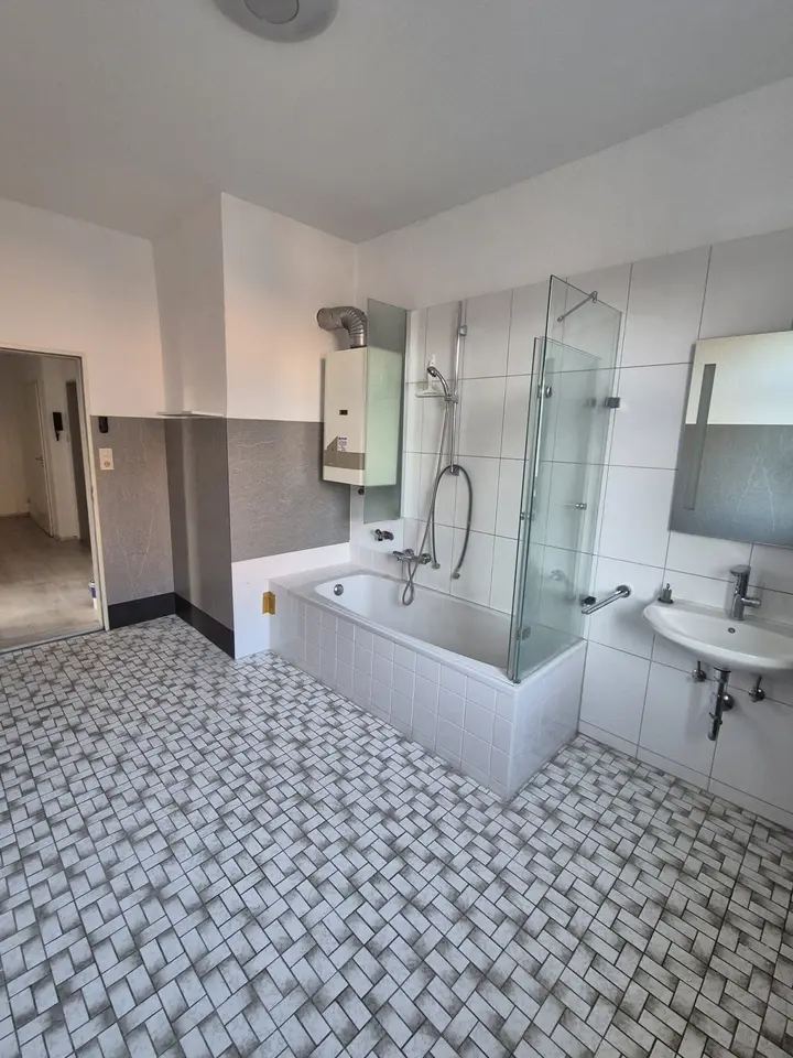 3 Zimmer Wohnung mit 100 m² in Hof – Bild 10