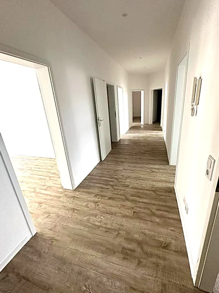 4 Zimmer Wohnung mit 142 m² in Halberstadt – Bild 3