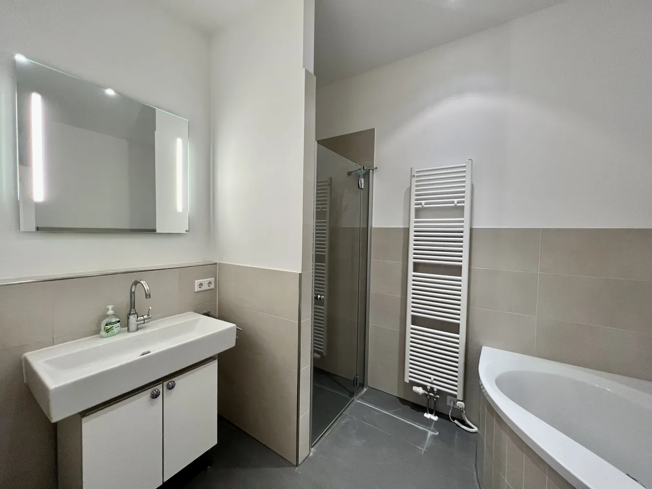 2 Zimmer Wohnung mit 79 m² in Frankfurt am Main – Bild 3